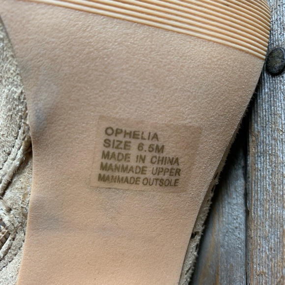 BKE Ophelia Peep Toe Laser Cut Booties - Picture 9 of 9